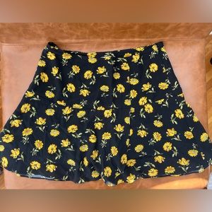 Sezan - Nour Skirt - Yellow flower skirt - US 8 (FR Size 40)